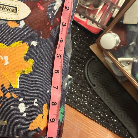 Dooney And Bourke  rare rare denim splash with white leather trim, gold hardware - Picture 3 of 16
